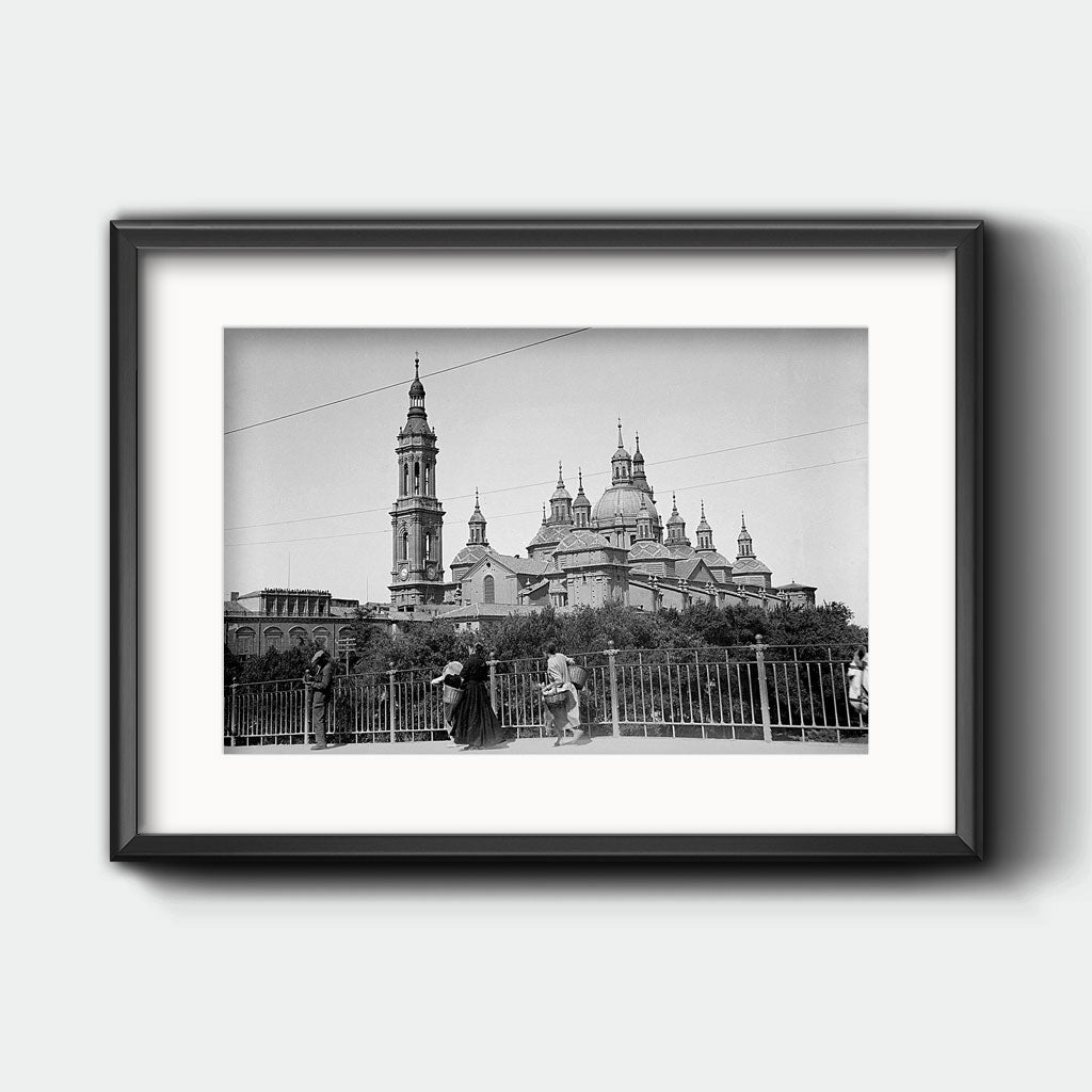 El Pilar de Zaragoza, sin torres